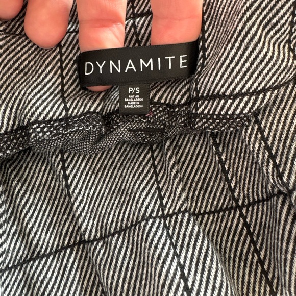 Dynamite Gray with Black Thin Stripes Women's Skirt Size 10 - Picture 8 of 8